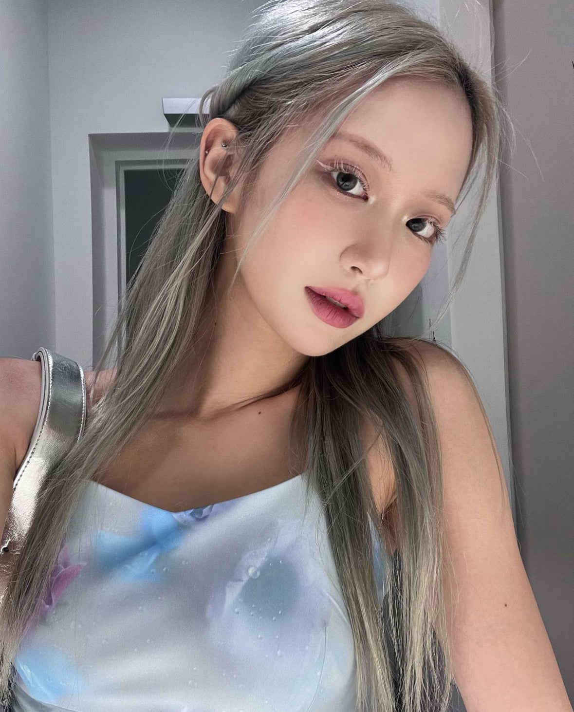 ๐ฟ๐ผ๐บ๐ฎ๐ป๐ผ ๐๐ฝ๐ฟ๐ถ๐ป๐ด - ๐ฏ๐น๐๐ฒ ๐๐ต๐ถ๐ฟ๐ฟ๐ถ๐ป๐ด ๐น๐ผ๐ป๐ด ๐ฑ๐ฟ๐ฒ๐๐