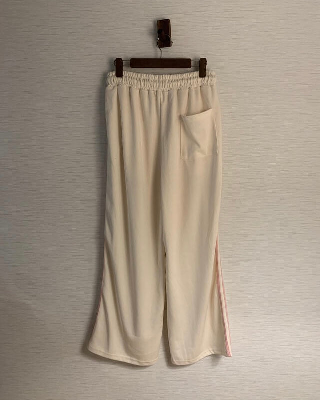 ๐ฏ๐ฟ๐ผ๐๐ป๐ถ๐ฒ ๐ฏ๐ฒ๐ฟ๐ฟ๐ ๐๐๐ป๐ฑ๐ฎ๐ฒ - ๐๐๐ฒ๐ฎ๐๐ฝ๐ฎ๐ป๐๐