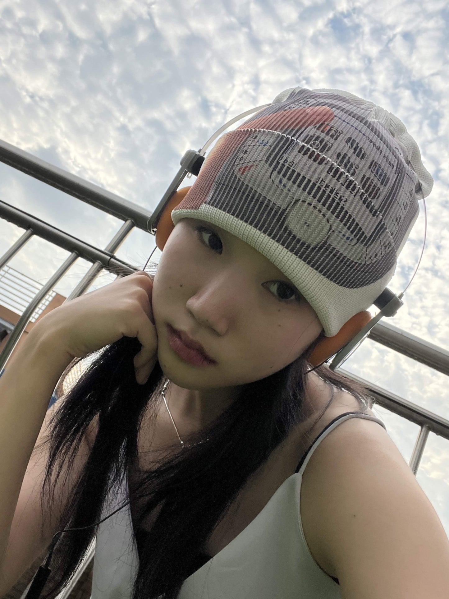๐ต๐ผ๐บ๐ฒ ๐ฎ๐น๐ผ๐ป๐ฒ - ๐ฝ๐ต๐ผ๐ป๐ฒ ๐ฝ๐ฟ๐ถ๐ป๐ ๐ฏ๐ฒ๐ฎ๐ป๐ถ๐ฒ