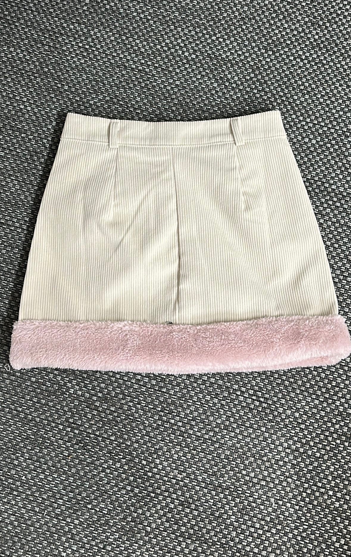 ๐ณ๐ฟ๐ผ๐๐๐ฒ๐ฑ ๐ฏ๐ฒ๐ฟ๐ฟ๐ ๐บ๐ผ๐๐๐๐ฒ - ๐ณ๐๐ฟ ๐ต๐ฒ๐บ ๐ฐ๐ผ๐ฟ๐ฑ๐๐ฟ๐ผ๐ ๐๐ธ๐ถ๐ฟ๐