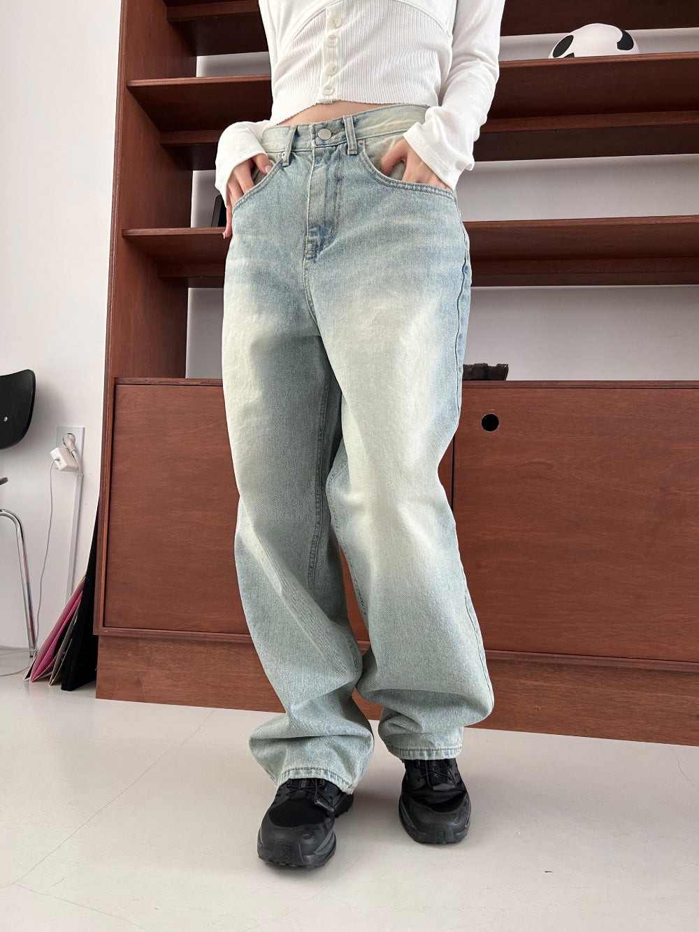 𝘀𝗼𝗱𝗮 𝗽𝗼𝗽 - 𝗹𝗼𝗼𝘀𝗲 𝗹𝗶𝗴𝗵𝘁 𝗷𝗲𝗮𝗻𝘀
