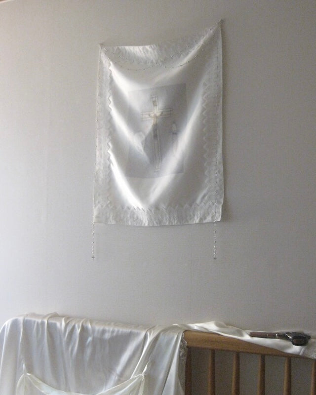 𝘀𝗼𝗽𝗵𝗶𝗮 𝗻𝗲𝘃𝗲𝘂 - 𝗹𝗮𝗰𝗲 𝗳𝗿𝗮𝗺𝗲𝗱 𝘀𝗮𝘁𝗶𝗻 𝗽𝗼𝘀𝘁𝗲𝗿