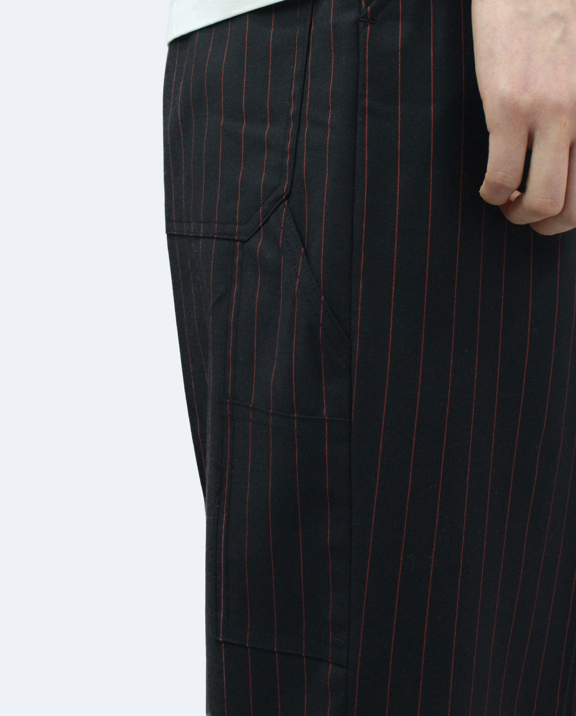 𝗯𝘂𝗿𝗻 𝗮𝗹𝗹 - 𝗿𝗲𝗱 𝗽𝗶𝗻𝘀𝘁𝗿𝗶𝗽𝗲 𝗰𝗮𝗿𝗽𝗲𝗻𝘁𝗲𝗿 𝘁𝗿𝗼𝘂𝘀𝗲𝗿𝘀