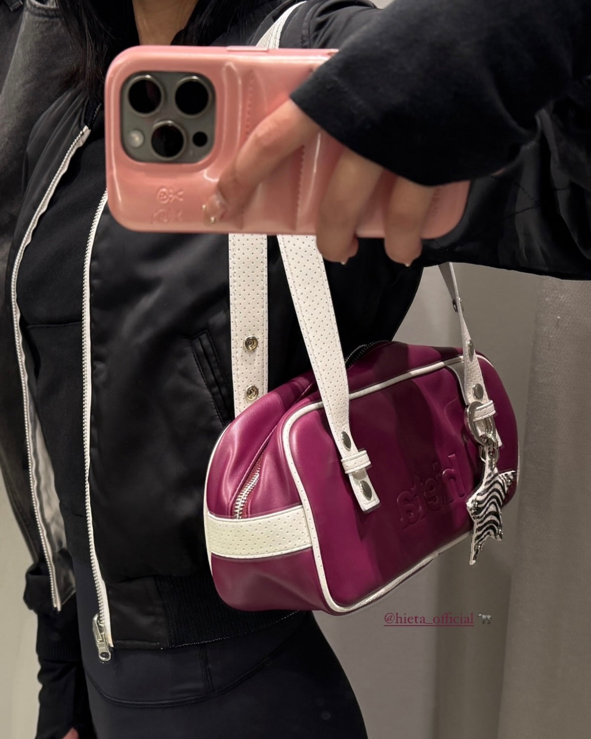 𝘀𝘂𝗻𝘁𝗼𝗿𝘆 𝗴𝗿𝗮𝗽𝗲 𝘀𝗼𝘂𝗿 - 𝘀𝗵𝗼𝘂𝗹𝗱𝗲𝗿 𝗯𝗮𝗴