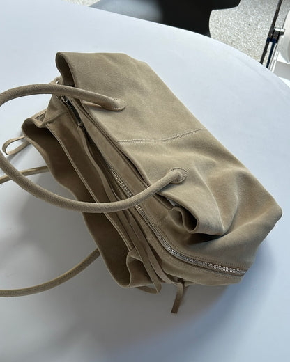 𝘁𝘂𝗽𝗲𝗹𝗼 - 𝘀𝘂𝗲𝗱𝗲 𝗯𝗮𝗴