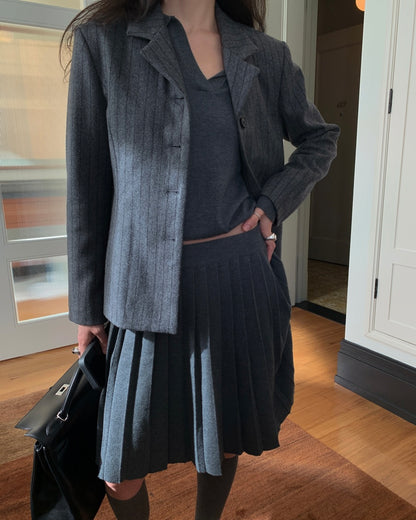 𝗰𝗼𝗻𝗻𝗶𝗲 - 𝗸𝗻𝗶𝘁 𝗮𝗻𝗱 𝗽𝗹𝗲𝗮𝘁𝗲𝗱 𝘀𝗸𝗶𝗿𝘁 𝘀𝗲𝘁