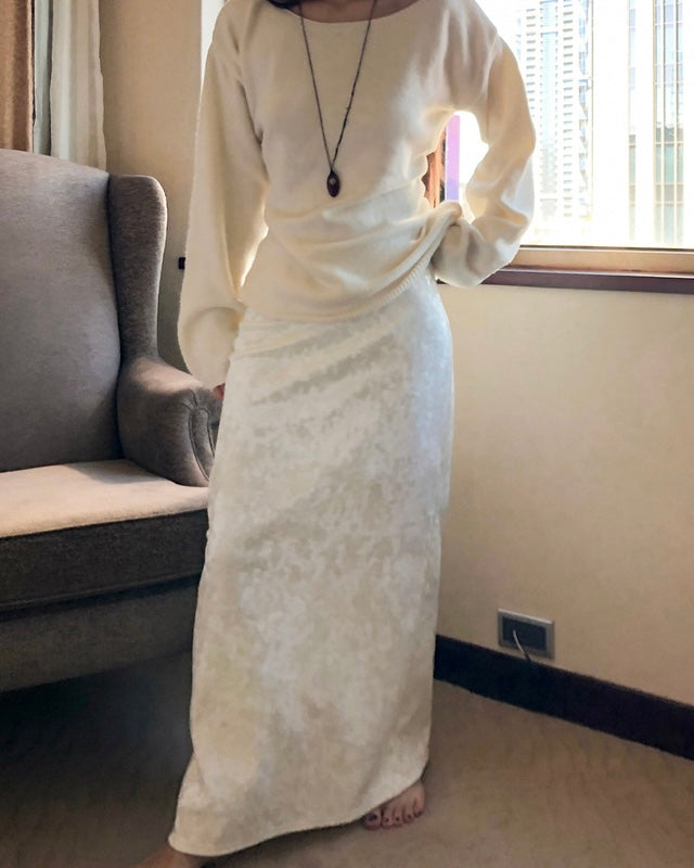 𝗳𝗹𝘂𝗿𝗿𝘆 - 𝘃𝗲𝗹𝘃𝗲𝘁 𝗺𝗮𝘅𝗶 𝘀𝗹𝗶𝘁 𝘀𝗸𝗶𝗿𝘁