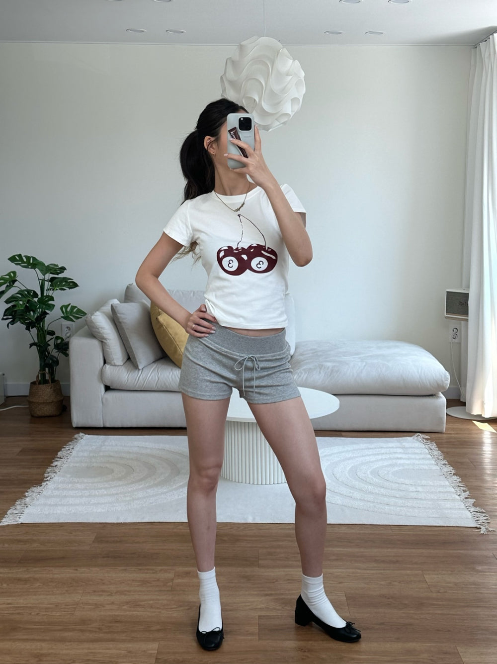 𝗰𝗵𝗲𝗿𝗿𝘆 𝗯𝗼𝗺𝗯 - 𝗴𝗿𝗮𝗽𝗵𝗶𝗰 𝘁𝗲𝗲