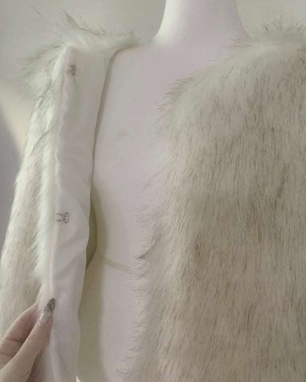 𝗳𝗼𝘅𝘆 - 𝗳𝘂𝗿 𝗷𝗮𝗰𝗸𝗲𝘁