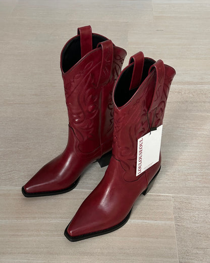 𝗿𝗼𝗱𝗲𝗼 𝗱𝗮𝘁𝗲 - 𝗳𝗮𝘂𝘅 𝗹𝗲𝗮𝘁𝗵𝗲𝗿 𝗰𝗼𝘄𝗯𝗼𝘆 𝗯𝗼𝗼𝘁𝘀 (𝗱𝗮𝘁𝗲 𝗿𝗲𝗱)