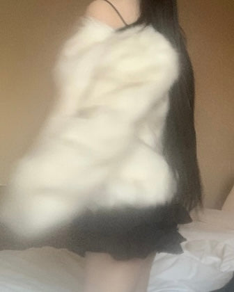 𝗳𝗼𝘅𝘆 - 𝗳𝘂𝗿 𝗷𝗮𝗰𝗸𝗲𝘁