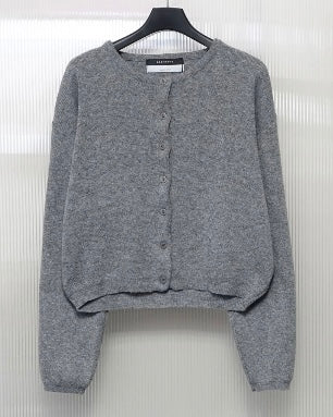 𝗯𝗿𝗶𝘁𝗶𝘀𝗵 𝘀𝗵𝗼𝗿𝘁𝗵𝗮𝗶𝗿 - 𝗿𝗼𝘂𝗻𝗱 𝗻𝗲𝗰𝗸 𝗰𝗮𝗿𝗱𝗶𝗴𝗮𝗻