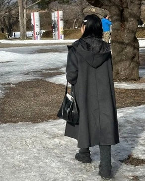 𝗺𝗲𝗹𝗼 𝗺𝗮𝗻𝗰𝗲 - 𝗵𝗼𝗼𝗱𝗶𝗲 𝗰𝗼𝗮𝘁