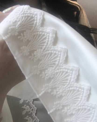 𝘀𝗼𝗽𝗵𝗶𝗮 𝗻𝗲𝘃𝗲𝘂 - 𝗹𝗮𝗰𝗲 𝗳𝗿𝗮𝗺𝗲𝗱 𝘀𝗮𝘁𝗶𝗻 𝗽𝗼𝘀𝘁𝗲𝗿