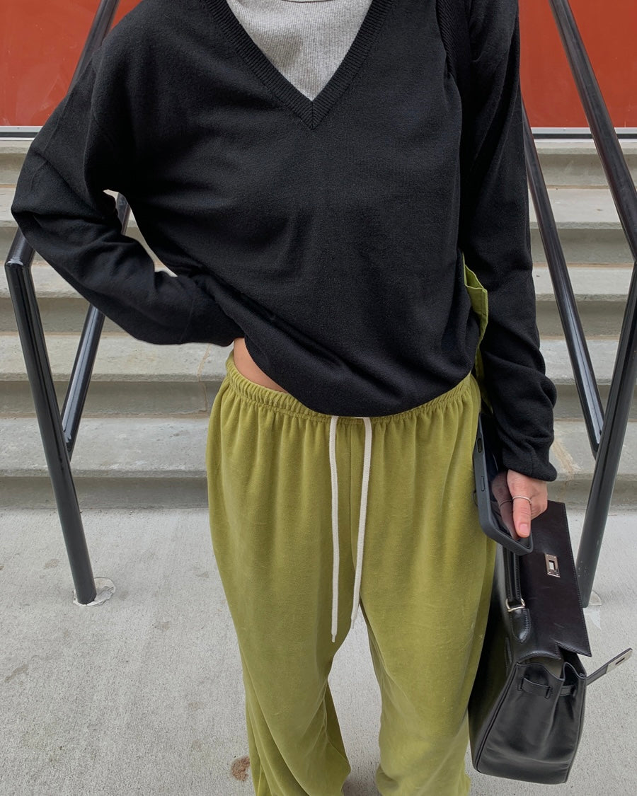 𝗺𝗮𝗻𝘁𝗮𝗻𝗮 - 𝘃𝗲𝗹𝘃𝗲𝘁 𝘀𝘄𝗲𝗮𝘁𝗽𝗮𝗻𝘁𝘀