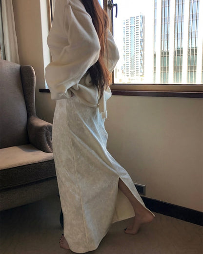 𝗳𝗹𝘂𝗿𝗿𝘆 - 𝘃𝗲𝗹𝘃𝗲𝘁 𝗺𝗮𝘅𝗶 𝘀𝗹𝗶𝘁 𝘀𝗸𝗶𝗿𝘁