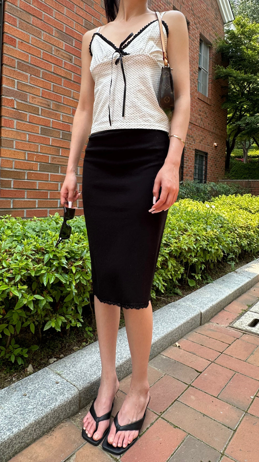𝗵𝗲𝗶𝗱𝗶’𝘀 𝗰𝗼𝘁𝘁𝗮𝗴𝗲 - 𝗹𝗮𝗰𝗲 𝗵𝗲𝗺 𝗺𝗶𝗱𝗶 𝘀𝗸𝗶𝗿𝘁