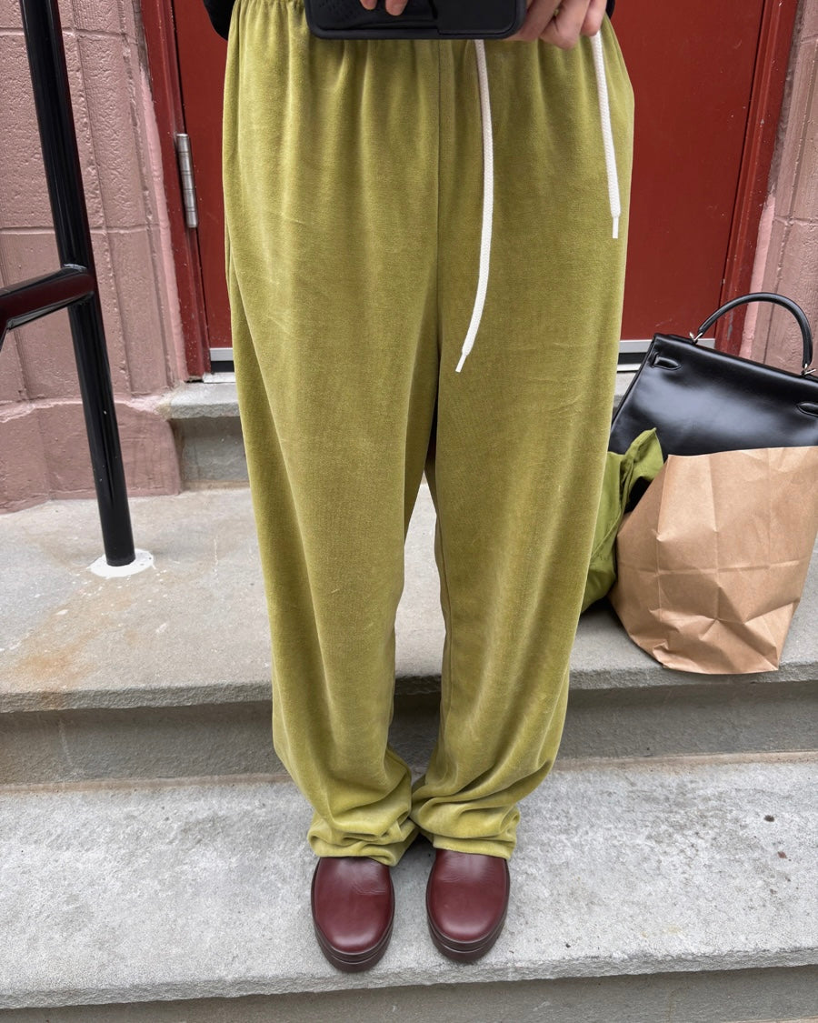 𝗺𝗮𝗻𝘁𝗮𝗻𝗮 - 𝘃𝗲𝗹𝘃𝗲𝘁 𝘀𝘄𝗲𝗮𝘁𝗽𝗮𝗻𝘁𝘀