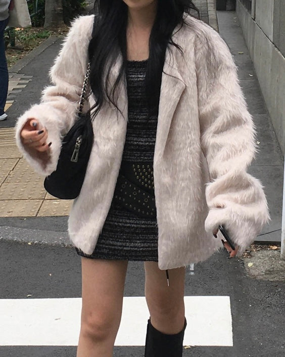 𝗴𝗶𝗿𝗹 𝗻𝗮𝗽 - 𝗳𝘂𝗿 𝗷𝗮𝗰𝗸𝗲𝘁