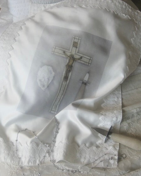 𝘀𝗼𝗽𝗵𝗶𝗮 𝗻𝗲𝘃𝗲𝘂 - 𝗹𝗮𝗰𝗲 𝗳𝗿𝗮𝗺𝗲𝗱 𝘀𝗮𝘁𝗶𝗻 𝗽𝗼𝘀𝘁𝗲𝗿