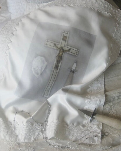 𝘀𝗼𝗽𝗵𝗶𝗮 𝗻𝗲𝘃𝗲𝘂 - 𝗹𝗮𝗰𝗲 𝗳𝗿𝗮𝗺𝗲𝗱 𝘀𝗮𝘁𝗶𝗻 𝗽𝗼𝘀𝘁𝗲𝗿