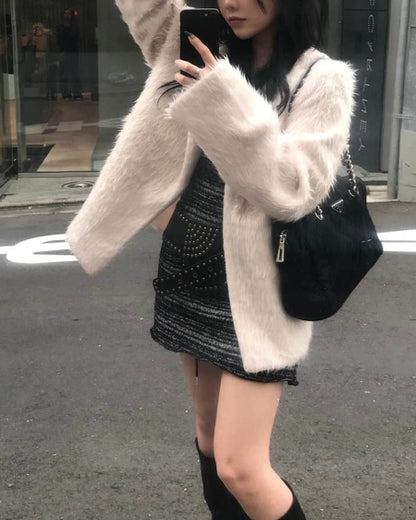 𝗴𝗶𝗿𝗹 𝗻𝗮𝗽 - 𝗳𝘂𝗿 𝗷𝗮𝗰𝗸𝗲𝘁