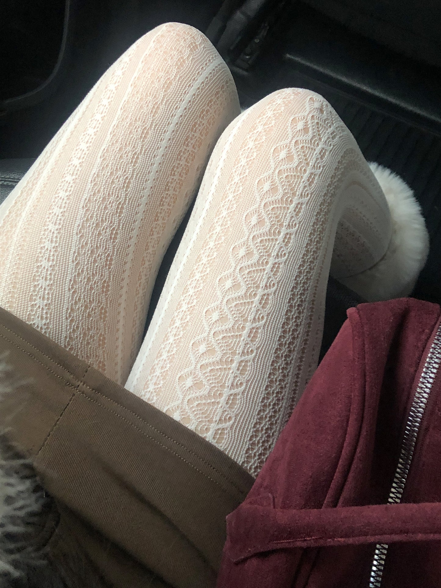 𝘆𝘂𝗸𝗶𝗺𝗶 - 𝗹𝗮𝗰𝗲 𝘀𝘁𝗼𝗰𝗸𝗶𝗻𝗴𝘀