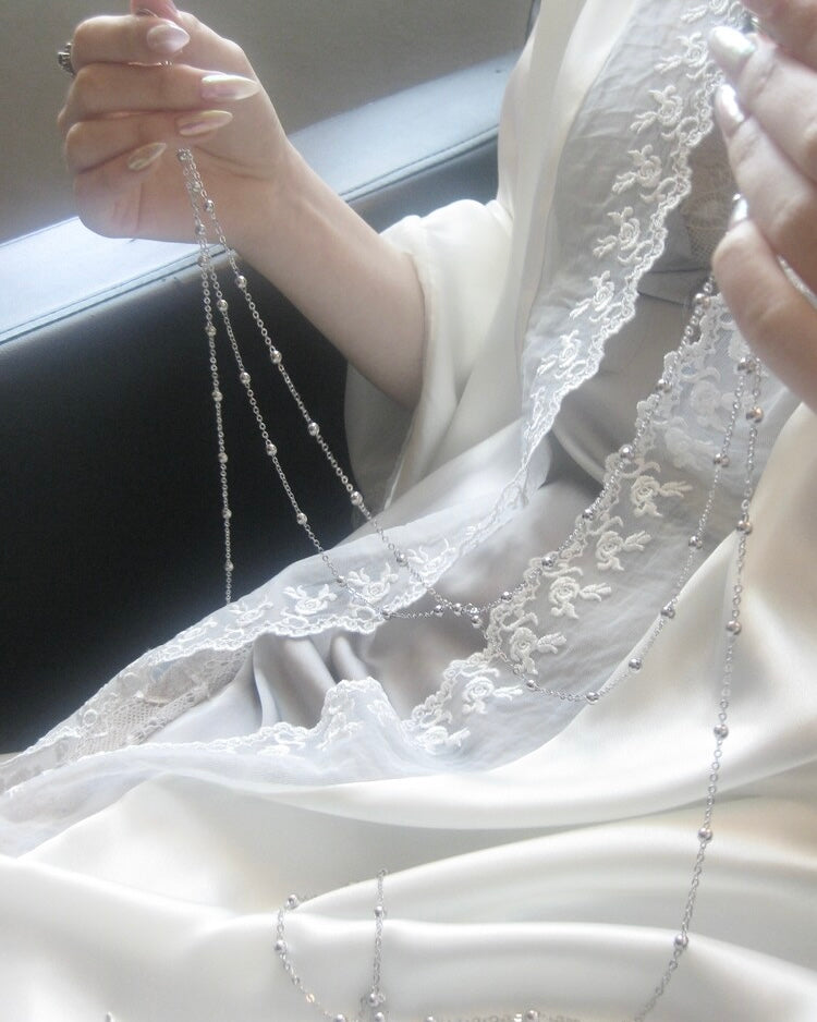 𝘀𝗼𝗽𝗵𝗶𝗮 𝗻𝗲𝘃𝗲𝘂 - 𝗹𝗮𝗰𝗲 𝗳𝗿𝗮𝗺𝗲𝗱 𝘀𝗮𝘁𝗶𝗻 𝗽𝗼𝘀𝘁𝗲𝗿