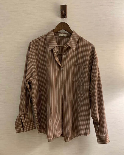 𝘄𝗵𝗶𝘀𝗽𝗲𝗿𝘀 𝗼𝗳 𝘁𝗵𝗲 𝘄𝗶𝗻𝗱 - 𝘀𝘁𝗿𝗶𝗽𝗲𝗱 𝗯𝘂𝘁𝘁𝗼𝗻 𝘂𝗽 𝘀𝗵𝗶𝗿𝘁