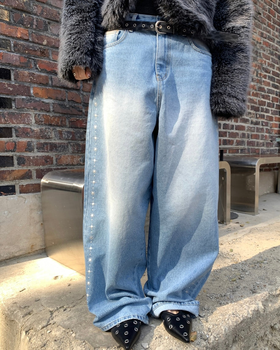 𝘁𝗵𝗮𝘁’𝘀 𝗺𝘆 𝘄𝗵𝗶𝗽 - 𝗹𝗼𝗼𝘀𝗲 𝗳𝗶𝘁 𝗷𝗲𝗮𝗻𝘀