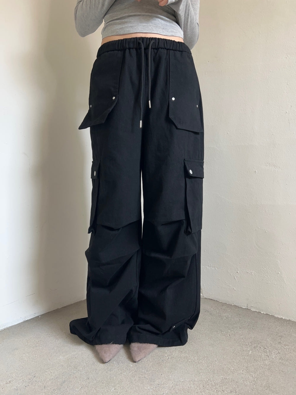 𝗿𝗼𝘀𝗲 𝗱𝗲𝗽𝗽 𝗯𝗹𝗮𝗰𝗸 - 𝗽𝗼𝗰𝗸𝗲𝘁 𝘄𝗶𝗱𝗲 𝗰𝗮𝗿𝗴𝗼 𝗽𝗮𝗻𝘁𝘀