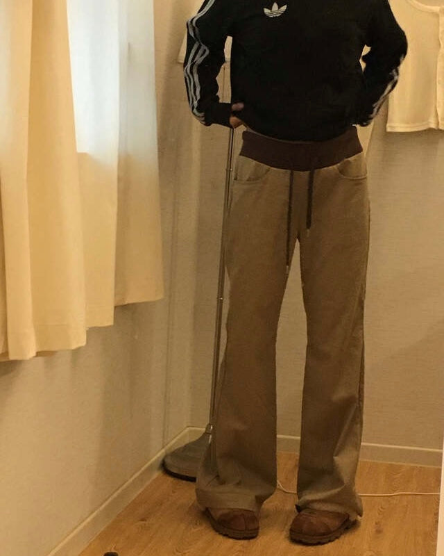 𝗰𝗮𝗿𝗮𝗺𝗲𝗹 𝗺𝗼𝗰𝗵𝗮 - 𝗯𝗼𝗼𝘁𝗰𝘂𝘁 𝗽𝗮𝗻𝘁𝘀