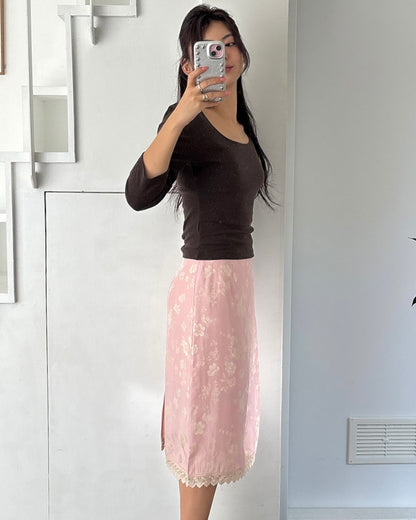 𝗿𝗼𝘀𝗲 𝗱𝗮𝗿𝗷𝗲𝗲𝗹𝗶𝗻𝗴 - 𝗷𝗮𝗰𝗾𝘂𝗮𝗿𝗱 𝘀𝗸𝗶𝗿𝘁