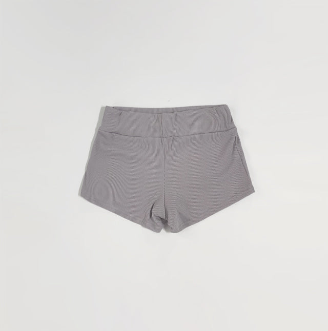 𝗯𝗹𝘂𝗲𝗯𝗲𝗿𝗿𝘆 𝘀𝗮𝗿𝗮 𝗰𝗵𝗲𝗲𝘀𝗲𝗰𝗮𝗸𝗲 - 𝗹𝗼𝘄 𝗿𝗶𝘀𝗲 𝘀𝗵𝗼𝗿𝘁𝘀